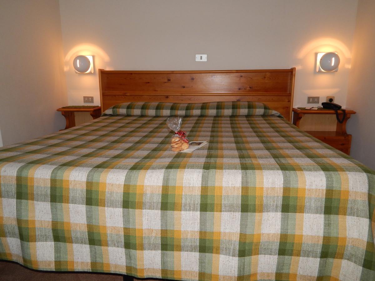 Hotel Valdotain Вильнёв Экстерьер фото